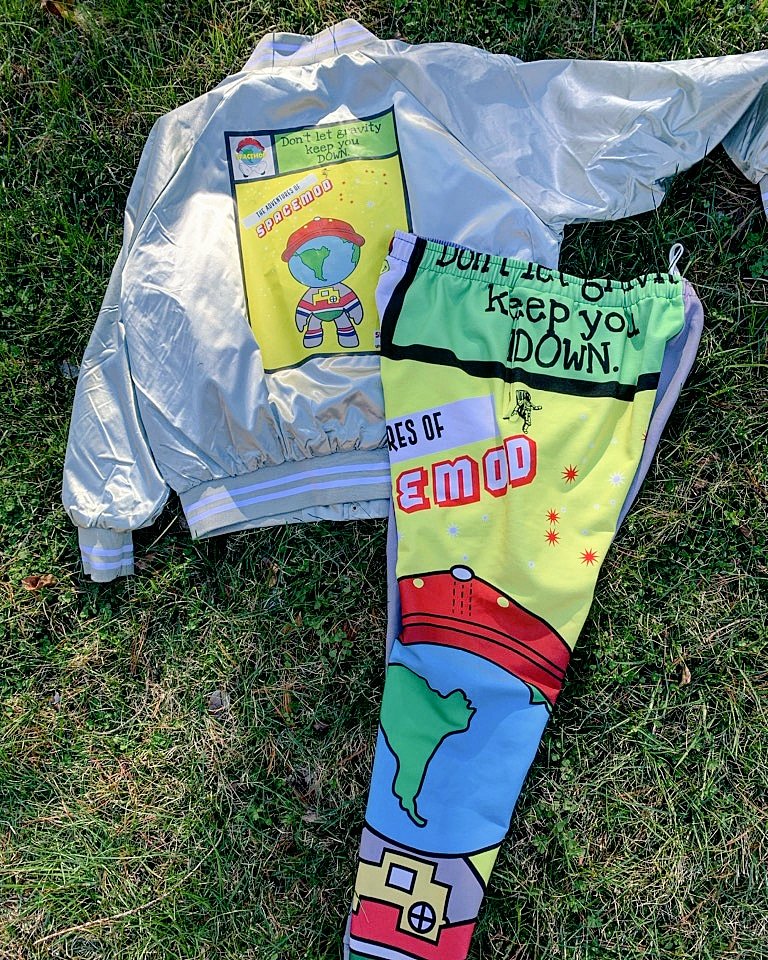 IAMSPACEMOD's tweet image. I AM
WE ARE
SPACEMOD

It&apos;s More than Fashion, 
It&apos;s a BRAND!! 

SEARCHING.
PLACES.
AND.
CERTAIN.
ENDEAVOURS.
MOTIVATING.
OTHERS.
DREAMS.

#SPACEMOD #IAMSPACEMOD #SPACEMODKIDS #REACHBEYONDTHESTARS #LIVELOVESKATE #ALLTHEYDOISSKATE #ATDIS #SKATEBOARDZ #SK8HATER #SPACEMODULATOR