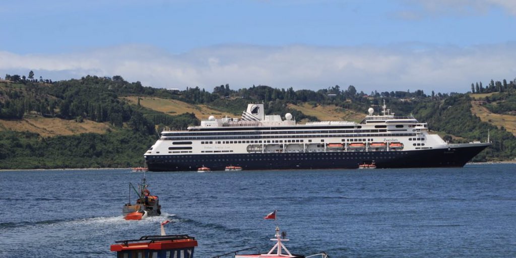 Piden con urgencia instaurar para todo Chiloé cortina sanitaria para evitar contagio por coronavirus
Juan Eduardo Vera quientambién llamó a los chilotes a adoptar las medidas necesarias para evitar este contagio 

castromunicipio.cl/?p=8930