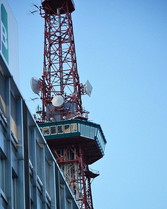 ti_ai_ki's tweet photo. #sapporotvtower 
#steeltower #antenna #clock #building #townscape #cityscape #sky #bluesky #skyphotography #sapporo #hokkaido #japan 
_
#さっぽろテレビ塔 
#鉄塔 #アンテナ #時計 #ビル #ビルディング #街並み #空 #青空 https://t.co/rf3VIVLpmB https://t.co/rirRJVWCe3