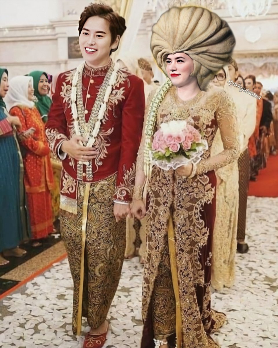 Sparkyubiased_'s tweet photo. Happy wedding.
[Hotman Kyu &amp; Elsa Kyu]
.
.
cr edit pict: kyuhyun Male (lemonde)
Kyuhyun female: @Sparkyubiased_)
 #슈퍼주니어  #SUPERJUNIOR #KRY #규현 #조규현 #chokyuhyun #kyuhyun #gyuhyun #guixian #marcuscho #曺圭賢 #キュヒョン #princeofballad #princeautumn #evilmaknae https://t.co/znbg0ba7Ek