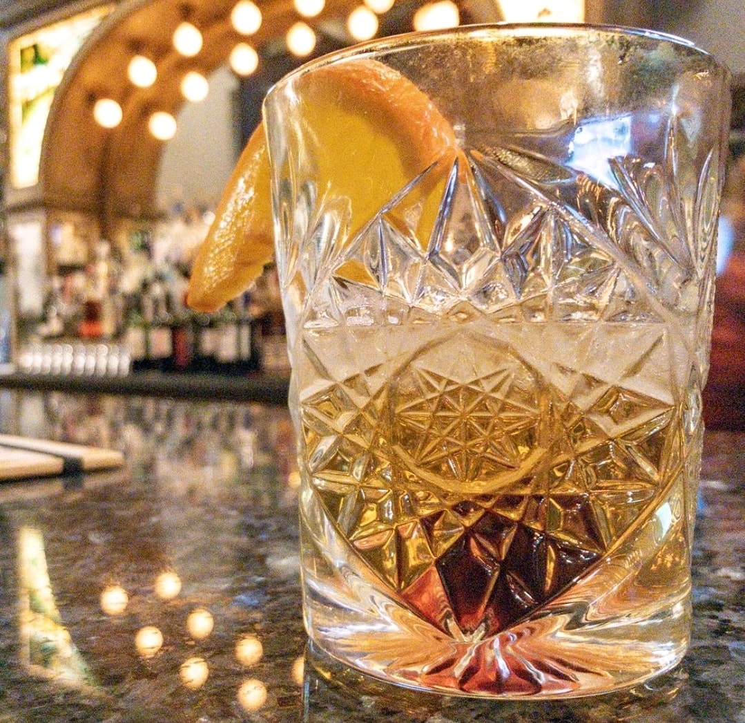 Shantysuppercl1's tweet photo. Drinks &amp; good eats at the Shanty Supper Club! 
Daily Happy Hour 4-7pm!
Photo credit Google Shawn G.

https://t.co/C3X6fJwhqj 
#shantysupperclub #supperclub #Denver #oldfashioned https://t.co/BzfbdYw0Ph