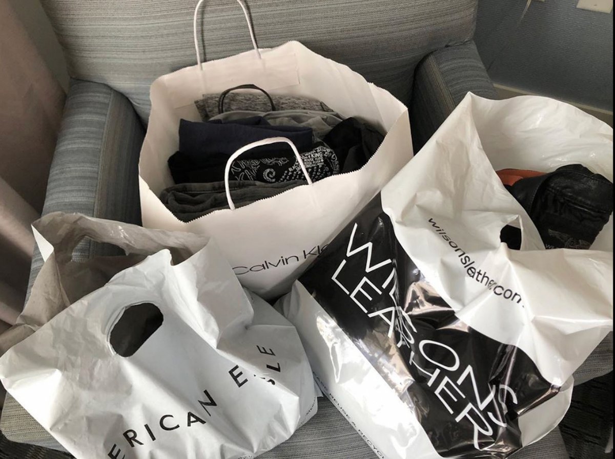TangerOutlets's tweet photo. Only 3️⃣ days in to #TangerStyle and SO MANY good savings! 💯 Be sure to get your #TangerStyle coupons before you shop! ⬇️
https://t.co/2dgcxA0ybt https://t.co/maDIxDxRAA