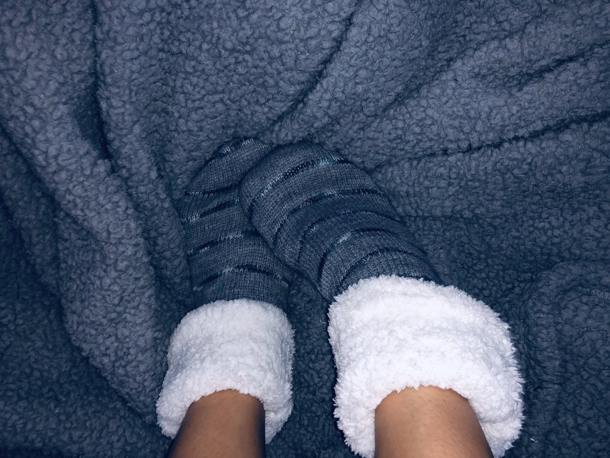 intentions_sole's tweet photo. Good Morning! 🌞 
Warm and Fuzzy socks on my small and soft feeties ☺️ 
#warmandfuzzy #cozysocks #smallfeet #size7 #morningfeet #feetforpleasure #comfy #socks https://t.co/fc61sOKIXy