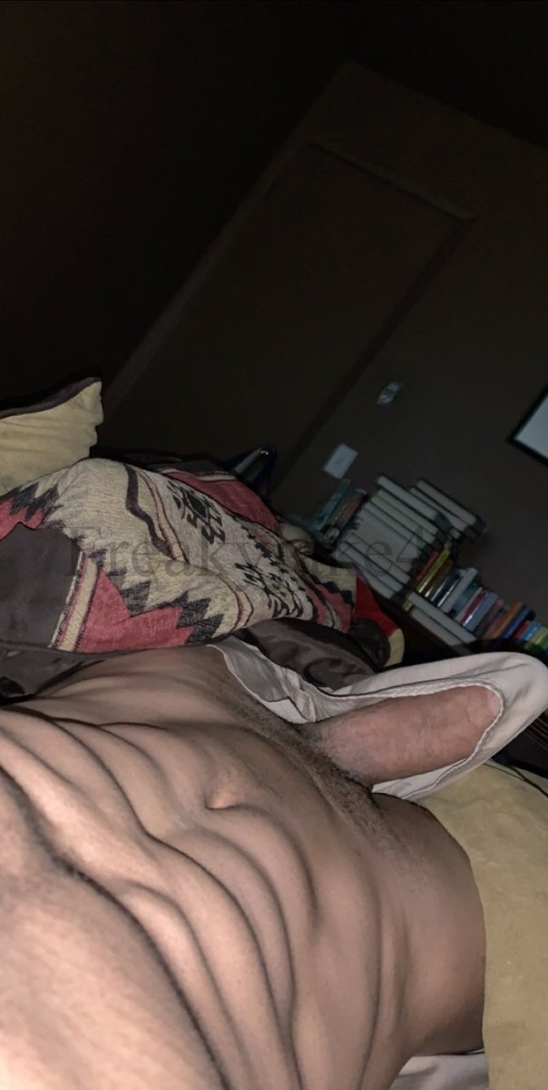freakyjake41's tweet photo. Goodmoanin’ 😋 RT if you could make me cum in under 5 minutes 👀 cuz I don’t think you could do it. https://t.co/IZsAB5EFj6 onlyfans on sale 50% for the rest of the weekend! Come see what all the hype is about https://t.co/nMPHDVBrwX