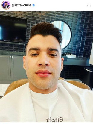 NovaFm's tweet photo. Gusttavo Lima raspou a barba, gostaram?😲 https://t.co/dtmeyWP6bH