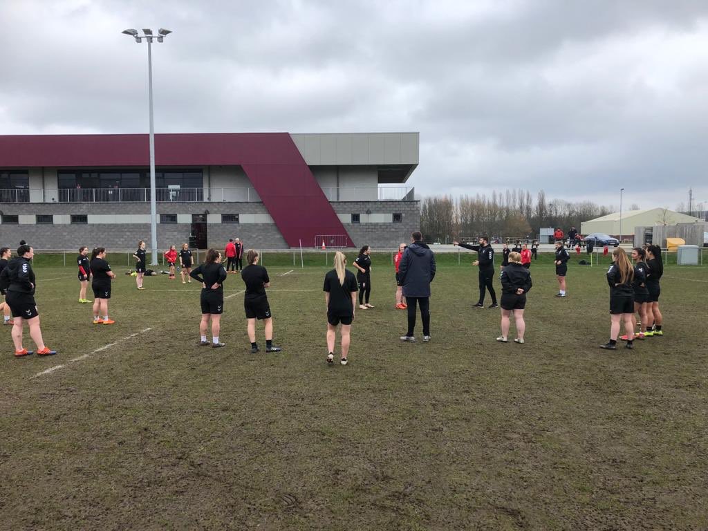 lions_rl's tweet photo. Training Day 🏴󠁧󠁢󠁥󠁮󠁧󠁿 🦁 

Great sessions down at Sheffield Hallam Sports Park today with @EnglandUnisRL and England Students. 

50 Players
12 Staff 
2 Squads 

#EnglandUnisRL #EngStudentsRL #ECLions https://t.co/Ez4y1fTP2p