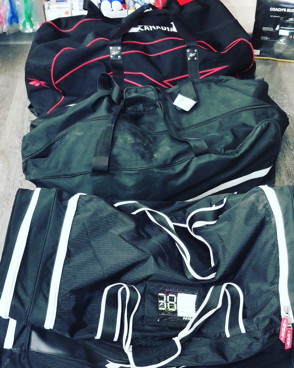 ftlotgcanada's tweet photo. Don't forget to bring in your hockey equipment today and Sunday.  $15 cleaning with all proceeds to the Canadian Cancer Society. Appreciated! JK https://t.co/GQMJr9Qn5L