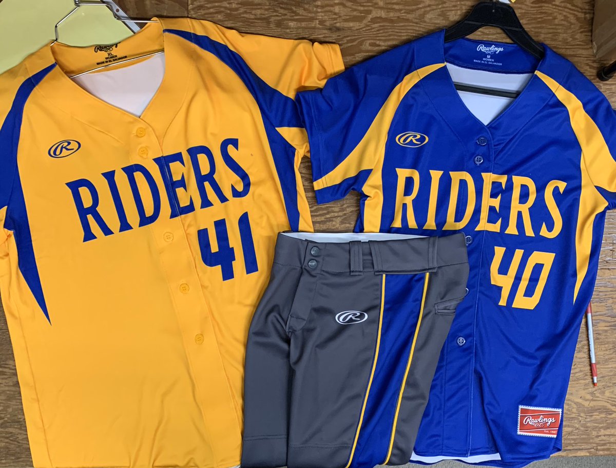 Albert_Sporting's tweet photo. Sublimated @RawlingsSports softball uniforms for @SMRiderSoftball ! @homeoftheriders @RiderRooter5050 @riderprincipal #TeamASG #WaveTheBlue #WaveTheGold https://t.co/yDi0kDm64N