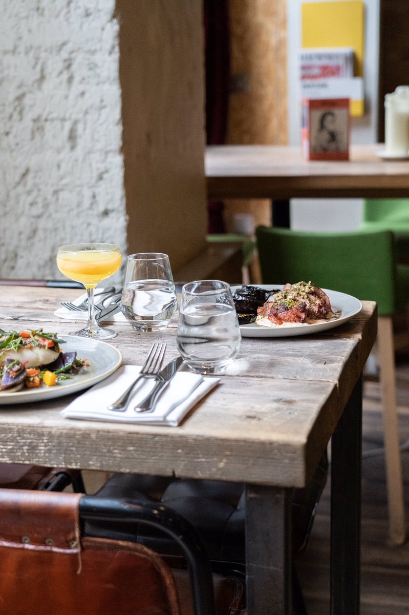 Lunch today: Blackface Lamb Rump, baked aubergine, pesto, mint chutney, pistachio, harissa yoghurt dressing

Our web site is down today due to an issue at our hosting company. Please ring us directly on 020 739 1740  if you have any questions about a reservation. 

#shoreditch