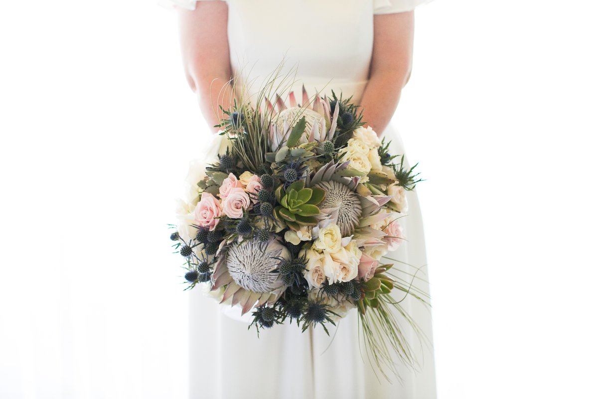 ArtisanEvent's tweet photo. This desert themed bouquet with succulents is still giving us all the feels✨ made with #ArtisanInspiration of course. https://t.co/pPYnIwdDvr
@CallawayGable @musicmedia.ent @makeupbyketurah
@exquisitedesserts @bensonlisaa @dougfissell @lovelivesherebridal https://t.co/KcZ9qi3ucf