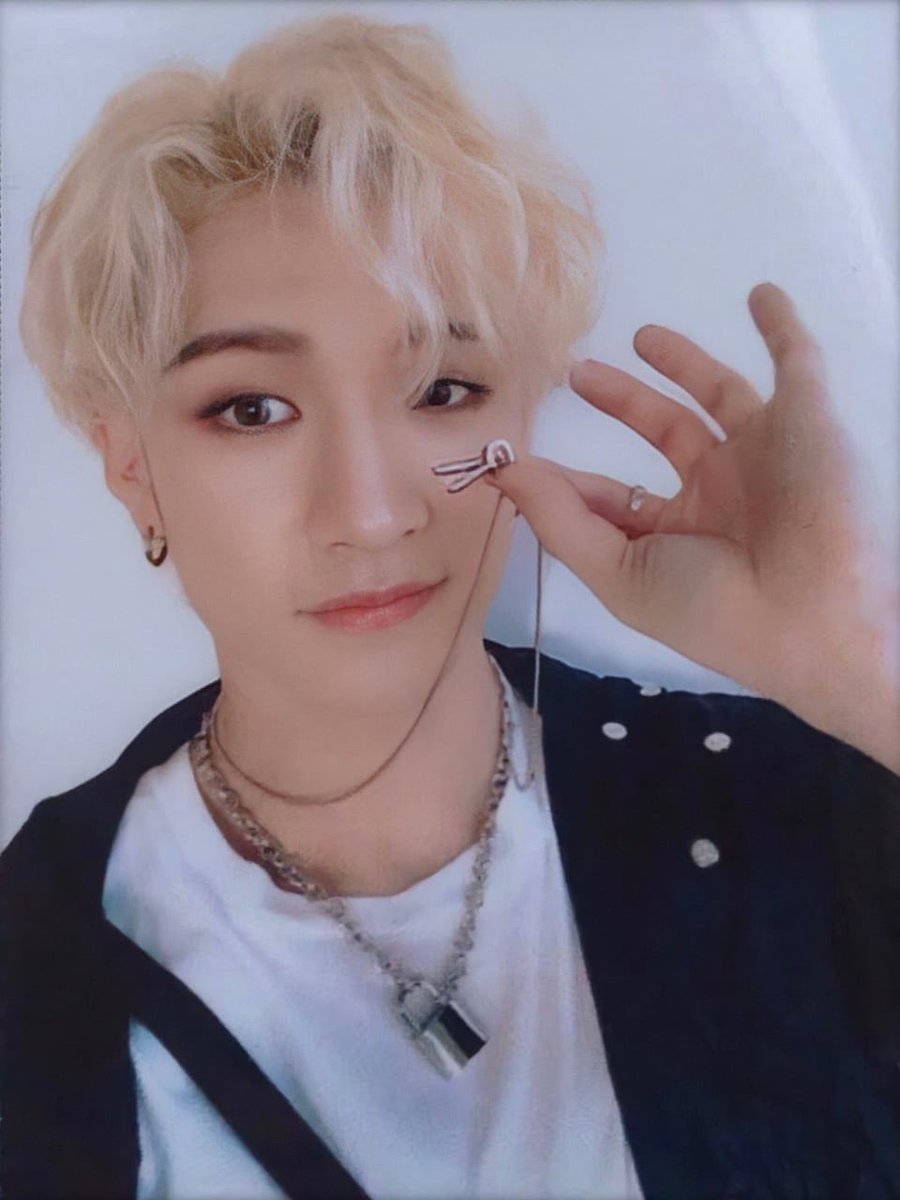 insfiredstay's tweet photo. Hi Channie,
I’m sorry the world is mean to you sometimes, you’re the last person to deserve that. It amazes me even more how sweet and caring you are, and how you kill all of those haters with kindness. We will always have your back #youmakestaystay #LettersForChan @Stray_Kids https://t.co/hX7uYaKo0x