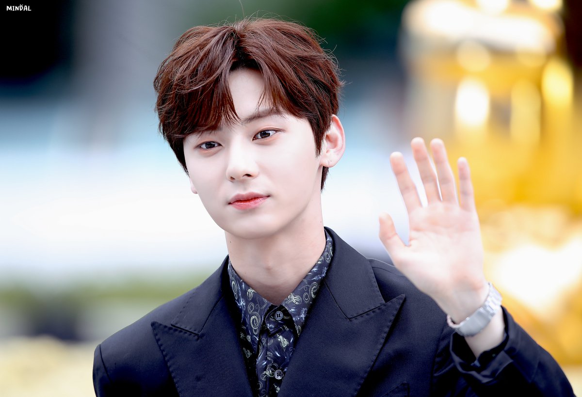 데뷔 8주년 기념😆😺
여러 날의 황민현-4(최종_진짜최종_진짜진짜최종)
#황민현 #민현 #minhyun
