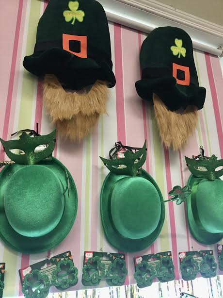 expresscostume1's tweet photo. Celebrating St Patrick’s Day early this weekend. Pop in for accessories, face paints and hair sprays ☘️💚☘️💚☘️#stpatricksdaycelebration #GoGreen #slaint https://t.co/VgqO3pZhu2