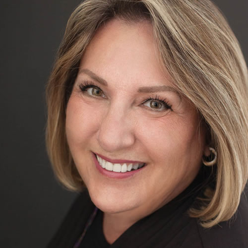 speakersassoc's tweet photo. Rosemarie Barnes 

5:50pm CET/ 4:50 GMT/ 12:50 EST/ 11:50am CST/ 10:50 MST/ 9:50 PST
“Love Your Audience”
New Directions Virtual Summit Today!
Call in: 408-638-0968 365698868# https://t.co/cJVKGS82vm