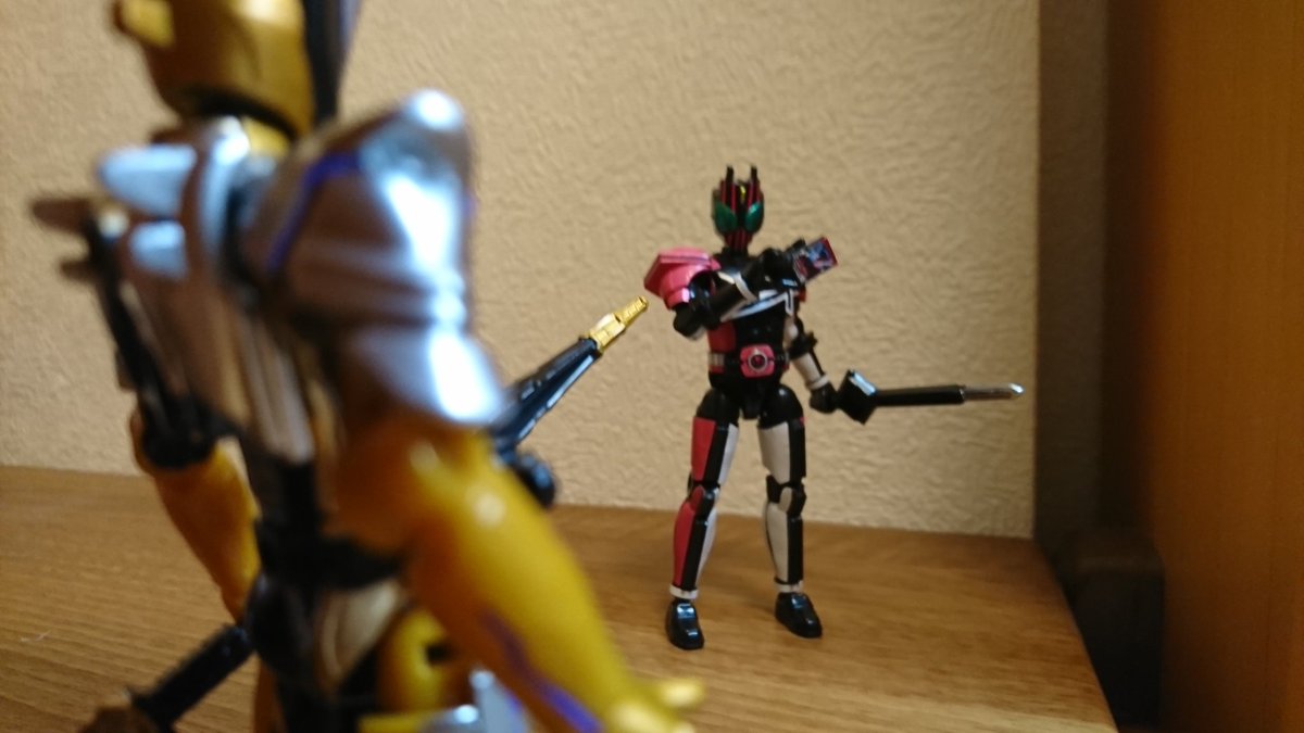 えむたろす 兵器のヒーロー ってな