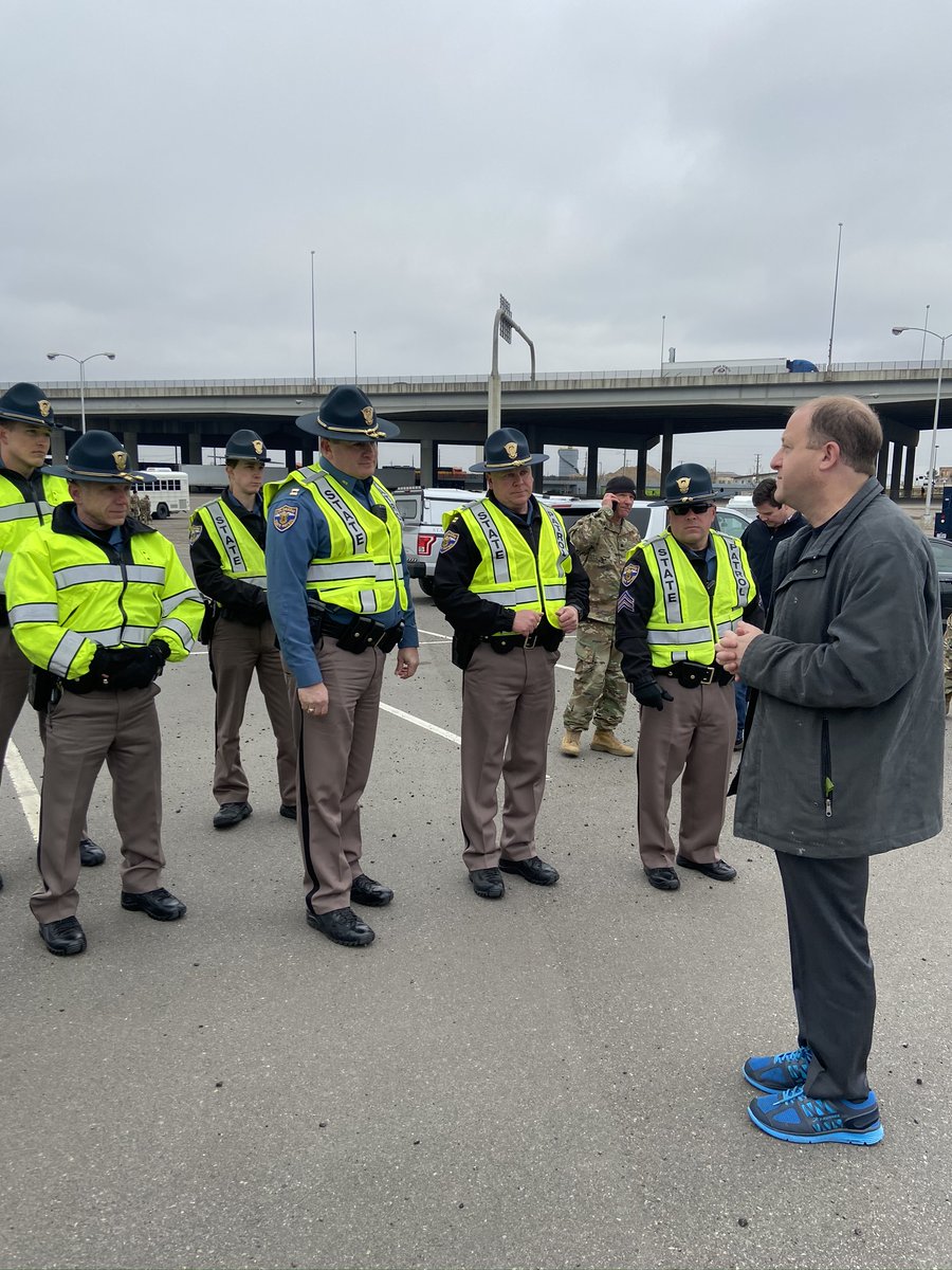 GovofCO's tweet photo. I stopped by our drive-up COVID-19 testing site at Denver Coliseum this morning to thank the state workers &amp; national guard who make this possible! Beginning today, this site is supported by the @CONG1860 to enable our @CDPHE to stand up additional mobile testing in other areas. https://t.co/r0ydXhnydO