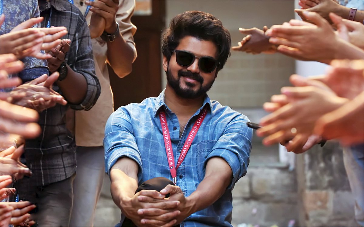 m_gajan's tweet photo. #VaathiRaid HD Snap
5MB (3000 × 1875)
 Drive: https://t.co/syYBl4IQXh
#Master3rdsingle 
#MasterAudioLaunch 
#Master https://t.co/tuMvVyNlPI