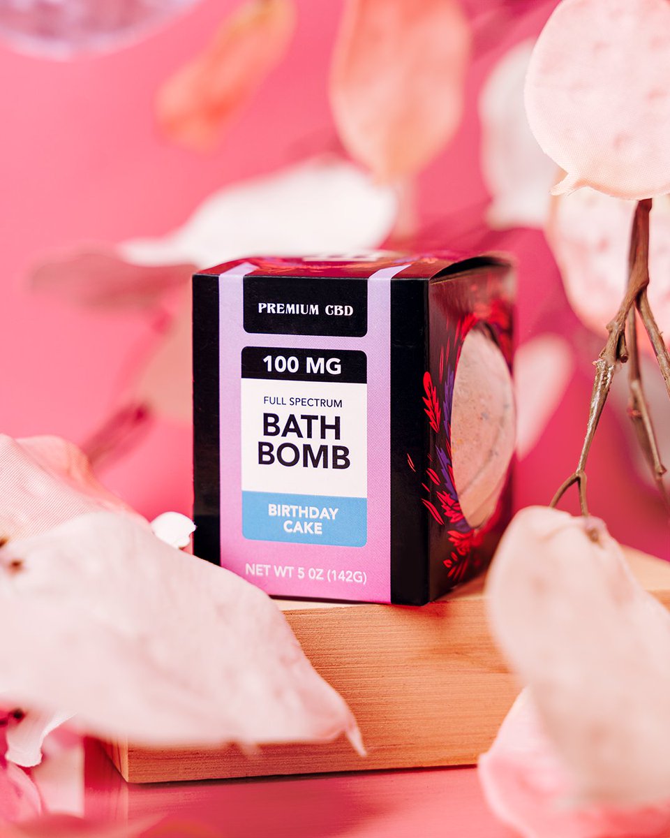 PlanetMCBD's tweet photo. You're invited to party with Planet M! Don't blow out the candles because you'll need to pair them with your Birthday Cake Bath Bomb!⁠
⁠
Every day is a gift when self-care is a priority. 💝⁠

#planetmcbd #cbd #cbdmovement #cbdhelps #picoftheday #healthyandhappy https://t.co/uiY7NEU8fF