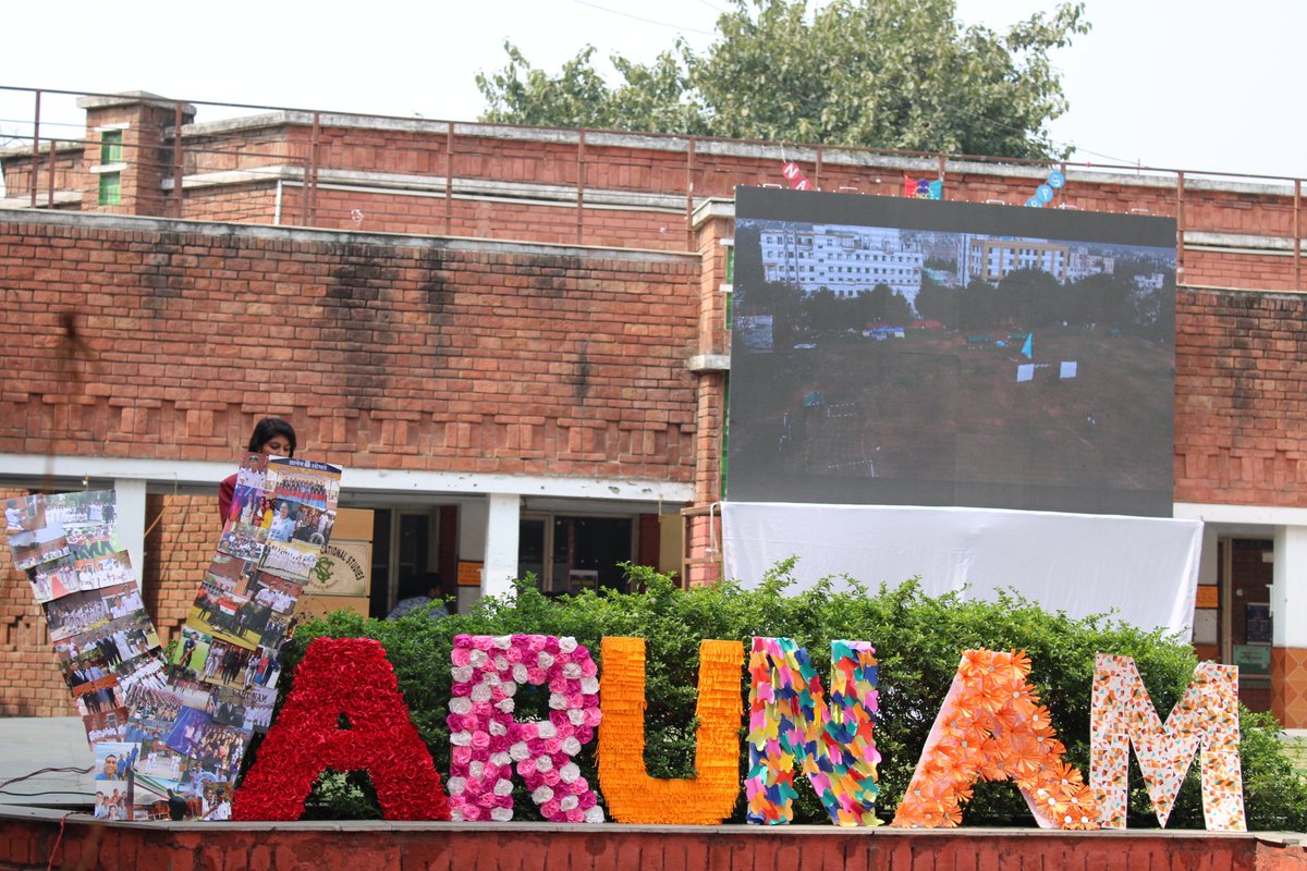 SMCCVSDU's tweet image. The #NCC Naval Wing of #CVS organised its annual fest " #VARUNAM" on 2nd Mar'20. Major D.P. Singh(Retd) and Mrs. Rachna Bisht were the chief guests of this event. More than 15 colleges participated in various competitions and made the fest a grand success.
Jai Hind!