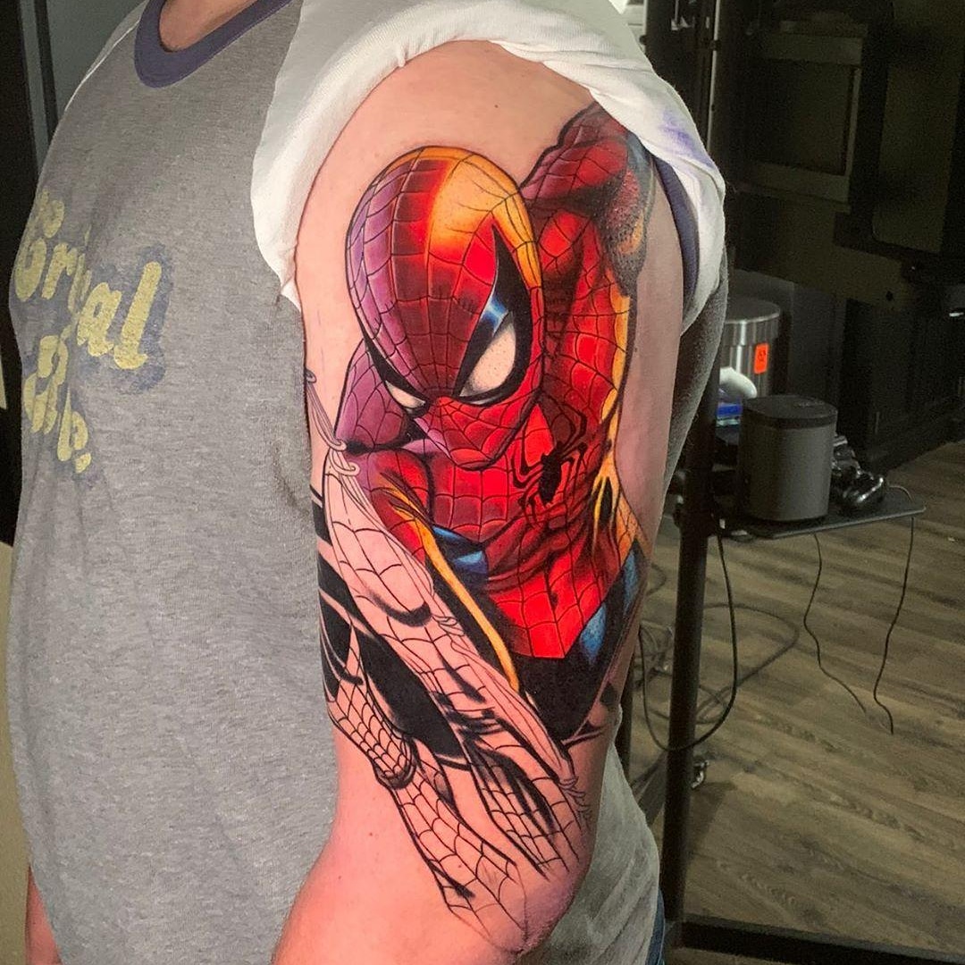 nayiro1's tweet photo. I sat in a chair for 9 hours yesterday
#spiderman #tattoo #TattooArt #art #tattoos #marvel #comics #comicbooks #comictattoos https://t.co/leqVR8wbcr
