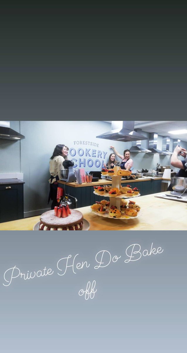 ForestsideCSchl's tweet photo. Fabulous Hen Do Bake Off Party today, lots of happy girls and lots of yummy sweet things π°π«πππβ€οΈ #hendos #henparty #henparties @chef_jeffers #sweetthings #victoriasponge #fruittartlets #scones #northernireland #ireland #uk #greatfun https://t.co/LOmb8O7gCd