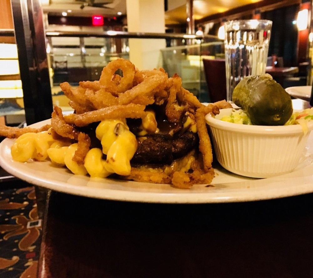 LandmarkDiner's tweet photo. Who wouldn’t love a dirty burger today?

#DirtyBurger #lunch #dinner #landmarkdiner #food #restaurant #diner #longisland #foodie https://t.co/mcstBWktgW