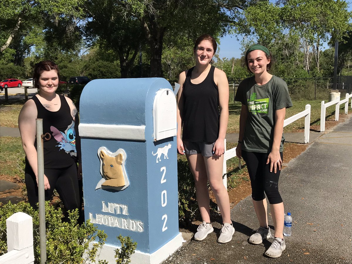 Lori Branham tweet media