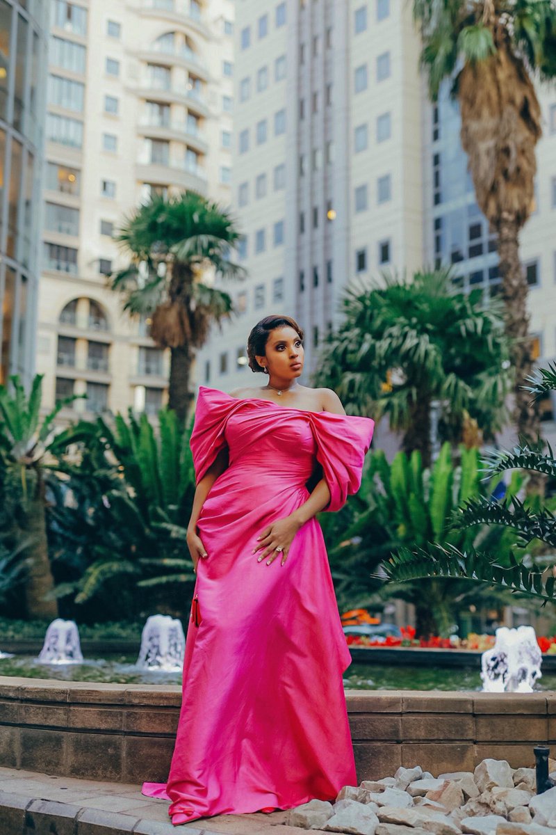 Linda_Mtoba's tweet photo. 🎀 
Dress by @mccarthywolff (they custom dyed this silk) 
Material @mintysfabrics 
Hair &amp; nails @fancy_claws 
Makeup @makhosie_ 
Photographer @Mini_fotography 
Location @tsogosun 
#dstvmvca 

 #DStvMVCA https://t.co/50NHoxIJz4
