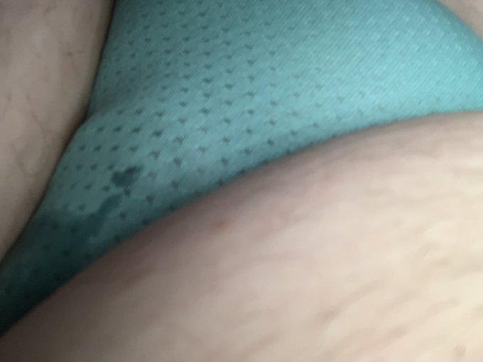 Sometimes you just need to cum in your panties https://t.co/1bpbCOJPN6