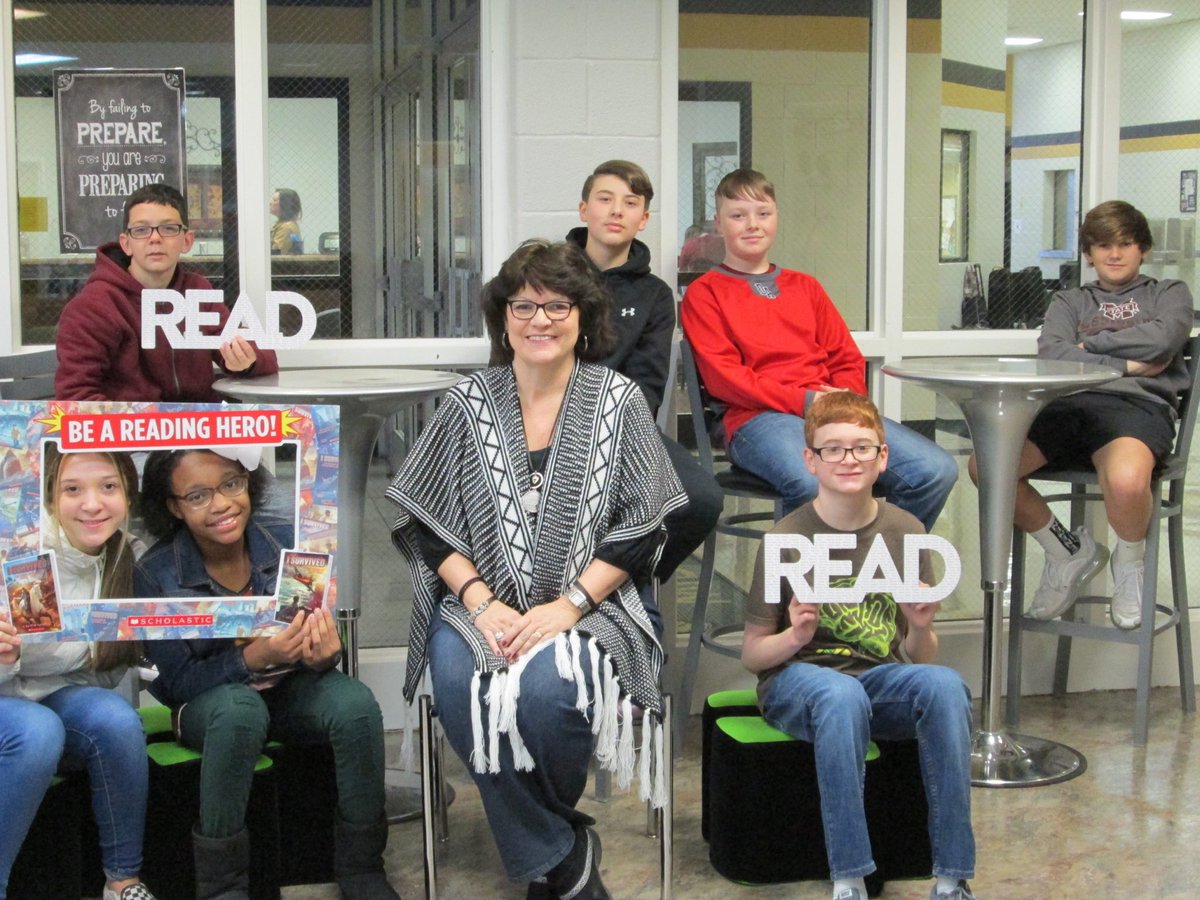 alisonlee64's tweet photo. My Book club kids! They are so much fun! #BookClub ⁦@lauren_allinder⁩ #HernandoMiddle https://t.co/fsWOSJoeeQ