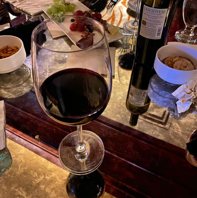 We, too, love The Library because we’re into all of that – girls’ night, jazz music, listening to good music, and hiding out.

Repost: @shedrinksdallas 

ow.ly/oe7e50yJ4qJ 

#warwickmelrose #thelibrarybar #dallas #girlsnight #jazzmusic #hidingout #saturday