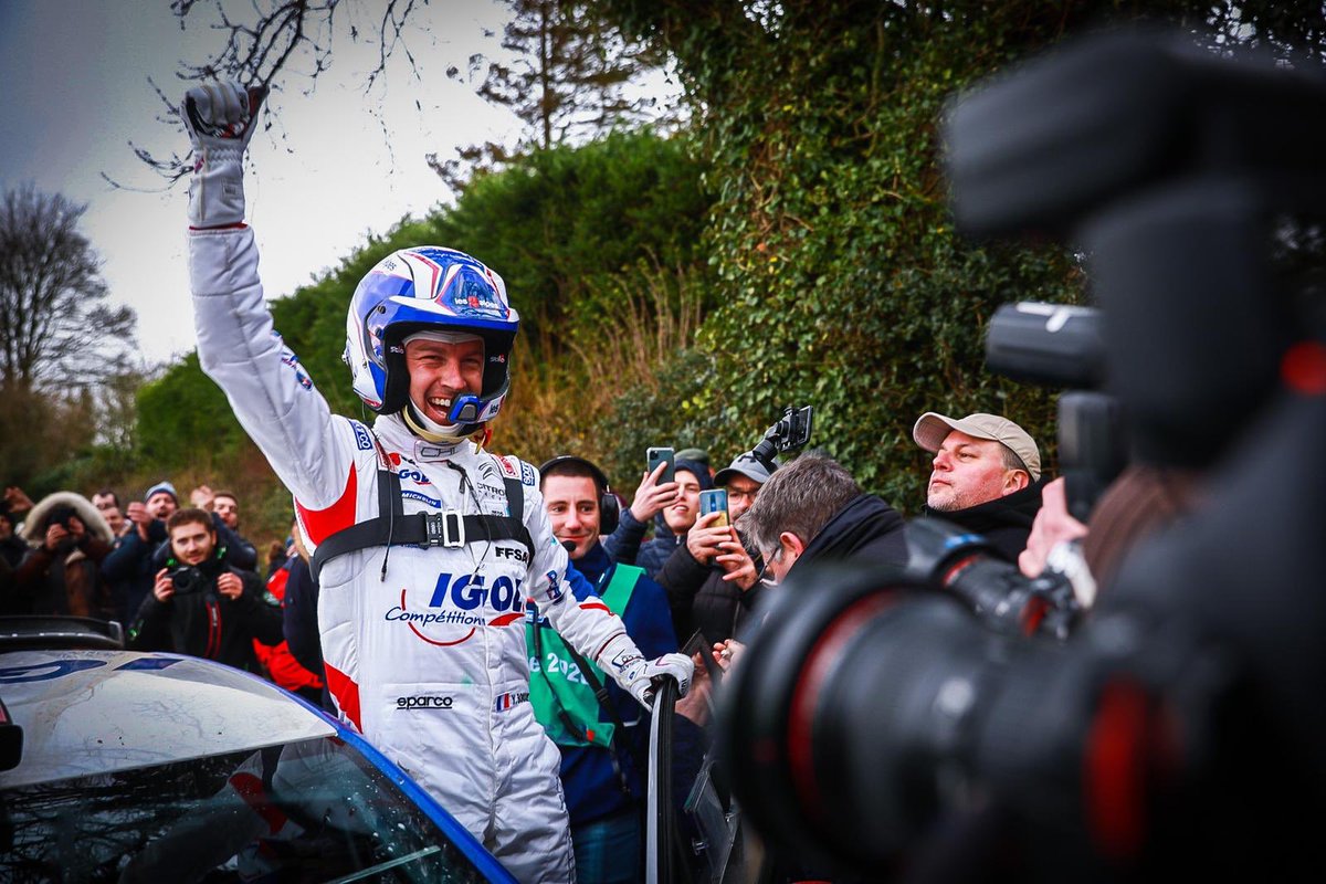 yoannbonato's tweet photo. Et ce n’est pas la seule satisfaction : la @CitroenRacing #C3R5 brille encore, les pneus @Michelin_Sport sont toujours aussi incroyables, nos ouvreurs sont les meilleurs, notre équipe @ChlSport est invincible et nos partenaires et nos proches toujours derrière nous 🤩 
2/2
#CFR2 https://t.co/IWbFS74NFu