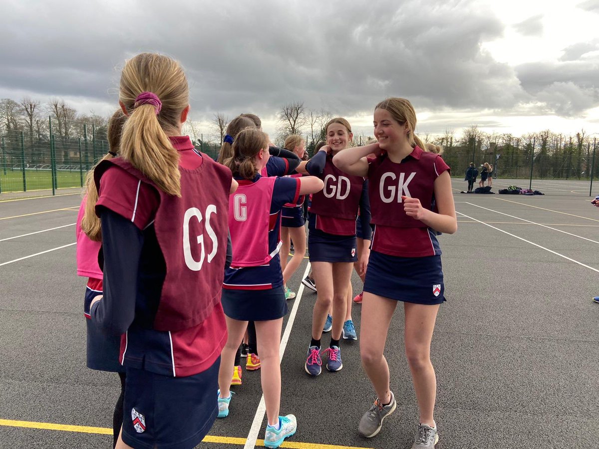 SESHSsport's tweet photo. U15 As taking to the ‘elbow pump’ after their game. #keepItClean #SaturdaySport #LetsKeepActive https://t.co/RMZuVhn0pW