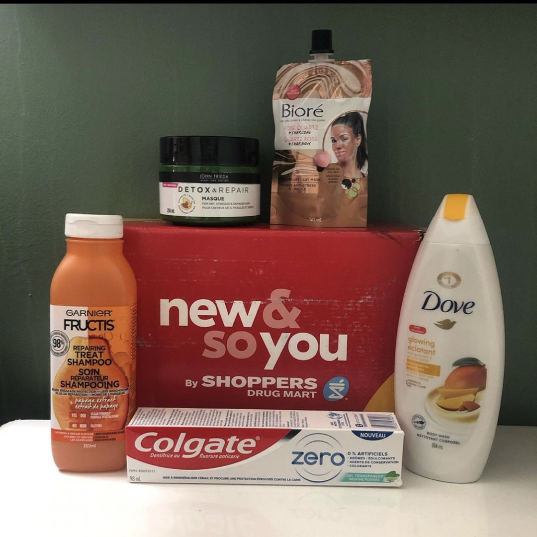 Lish_038's tweet photo. Can you believe this was FREE! Received my FREE #influenster #NewAndSoYou box today thanks to #ShoppersDrugMart Definitely looking forward to trying these products out! Thank you  @shoppersdrugmartofficial and  @influensterca #sponsored #complimentary https://t.co/QHUQhjFIsz