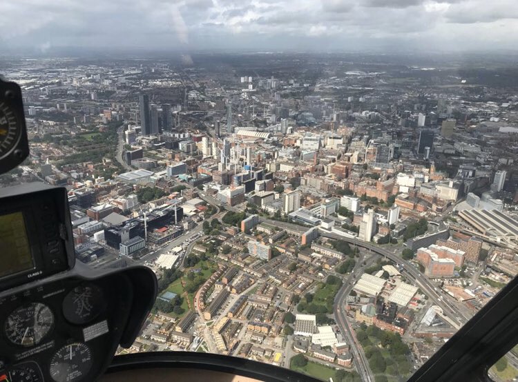 Our 20 minute Manchester City Tour from the co-pilot seat! 
.
.
.

#helicopter #helicopterflight #helicopterlife #helicopterview #helicopter🚁 #penninehelicopters #smiles #happycustomer #city #scenery #gifts #treat #birthdays #manchester #manchestercitycentre