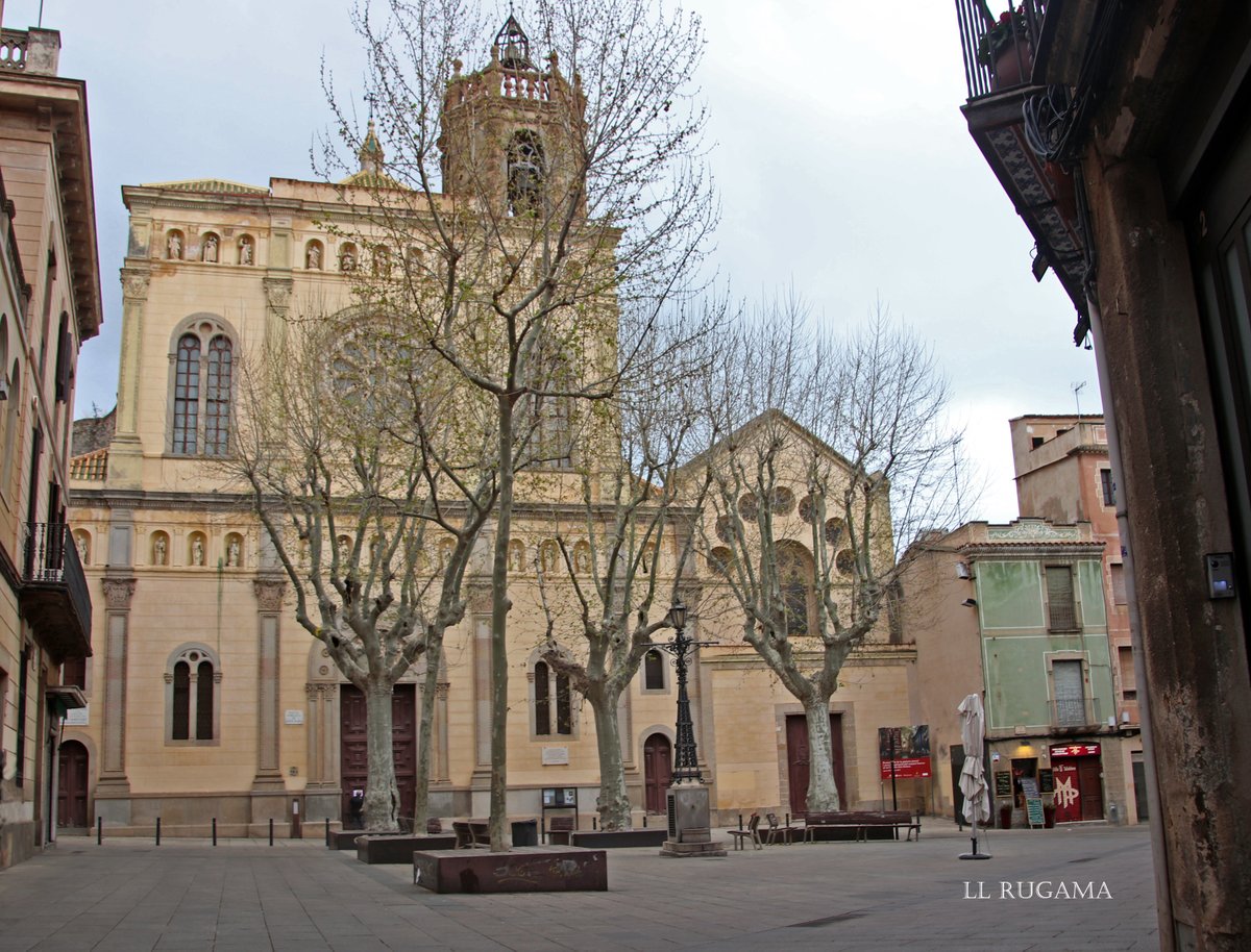 lluisrugama's tweet photo. COVID 19 PODREM AMB TU.
Avui a les 17 hores.
#ruguifoto #projectecels50 #quenoparilamaquina #fotoperiodisme #fotodecarrer #Mataró #confinatsacasa #covid19 #joambquedoacasa
@MataroNoticies @totmataro @Capgros @MataroCultural @matarocat https://t.co/J6IqFnqDOc