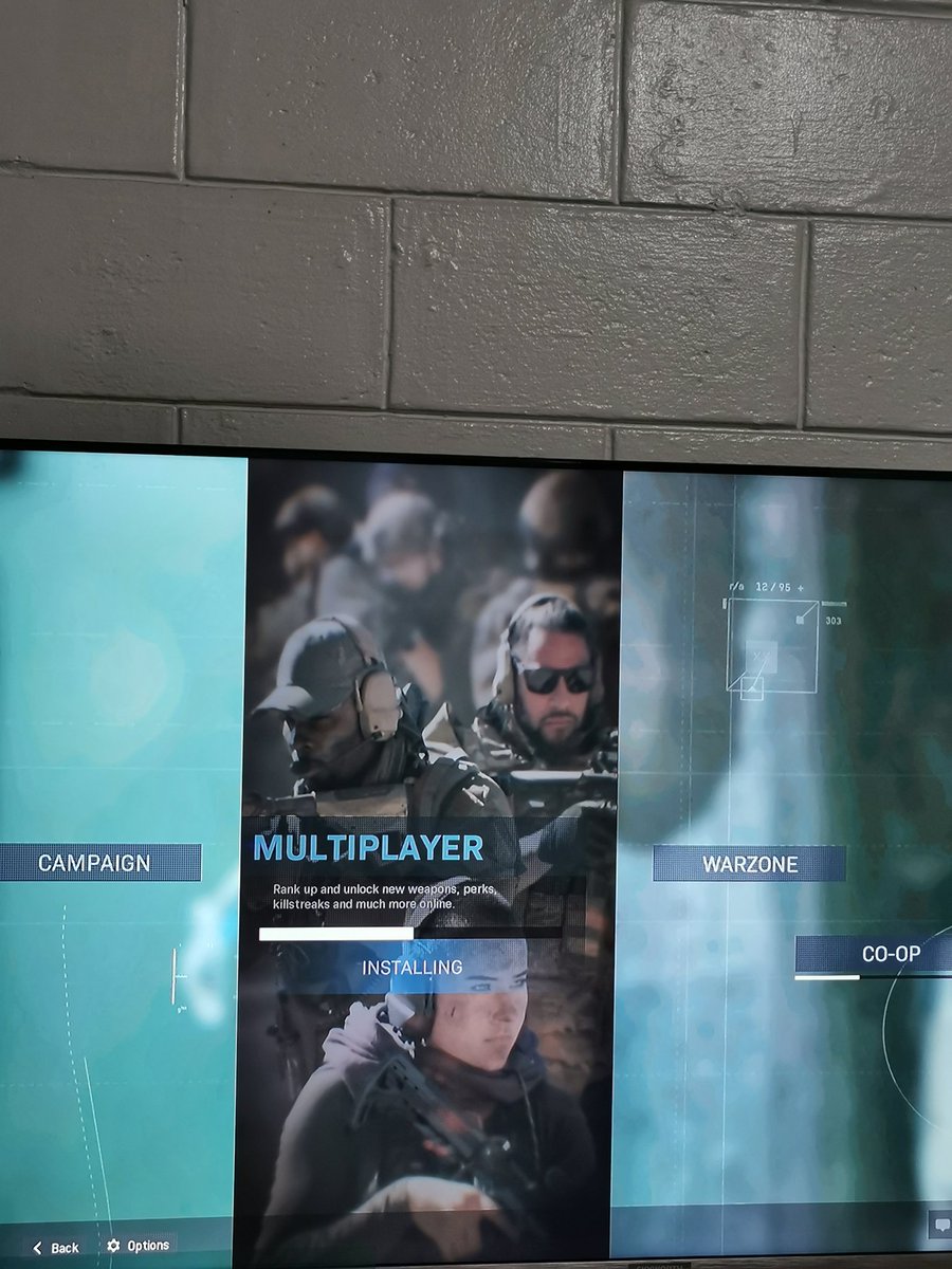 ToloMarvelous's tweet photo. @ATVIAssist I installed my modern warfare again for warzone then this happened. No movement at all. Help!!! Am I missing a pack? I'm using ps4 https://t.co/8ORQFgho8v
