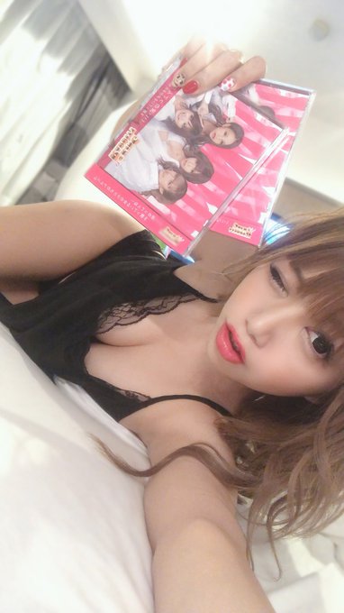 全国ツアーもCDアルバムの先行発売もついに始まったぜぇぇぇぇ✌🏼高まっていきましょん✌🏼 https://t.co/U4KDooRWH7
