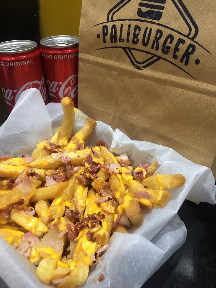 paliburger's tweet photo. Tu 2da @ te invita a Pali 🙋‍♀️🤩 🍟🍔 https://t.co/mQ5IxR7Axs