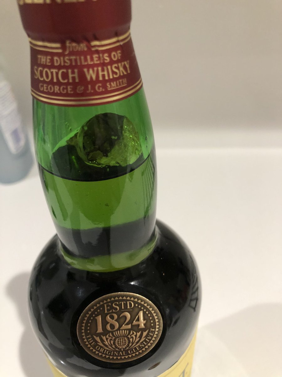 jay_drjay's tweet photo. @TheGlenlivet So disappointed, was saving this for a special occasion only for the cork to disintegrate! https://t.co/rEQi3fp0Gw