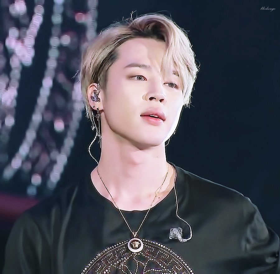 jimipics's tweet photo. ★ #지민 #JIMIN @BTS_twt https://t.co/zL5WxyFgLd