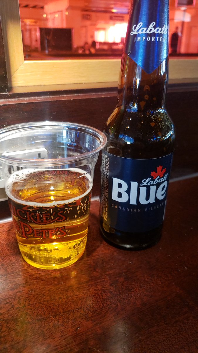 gptraphewitt's tweet photo. @AdamReid_ My favorite Canadian.......beer
#Labattbeer https://t.co/2c4fillj9N