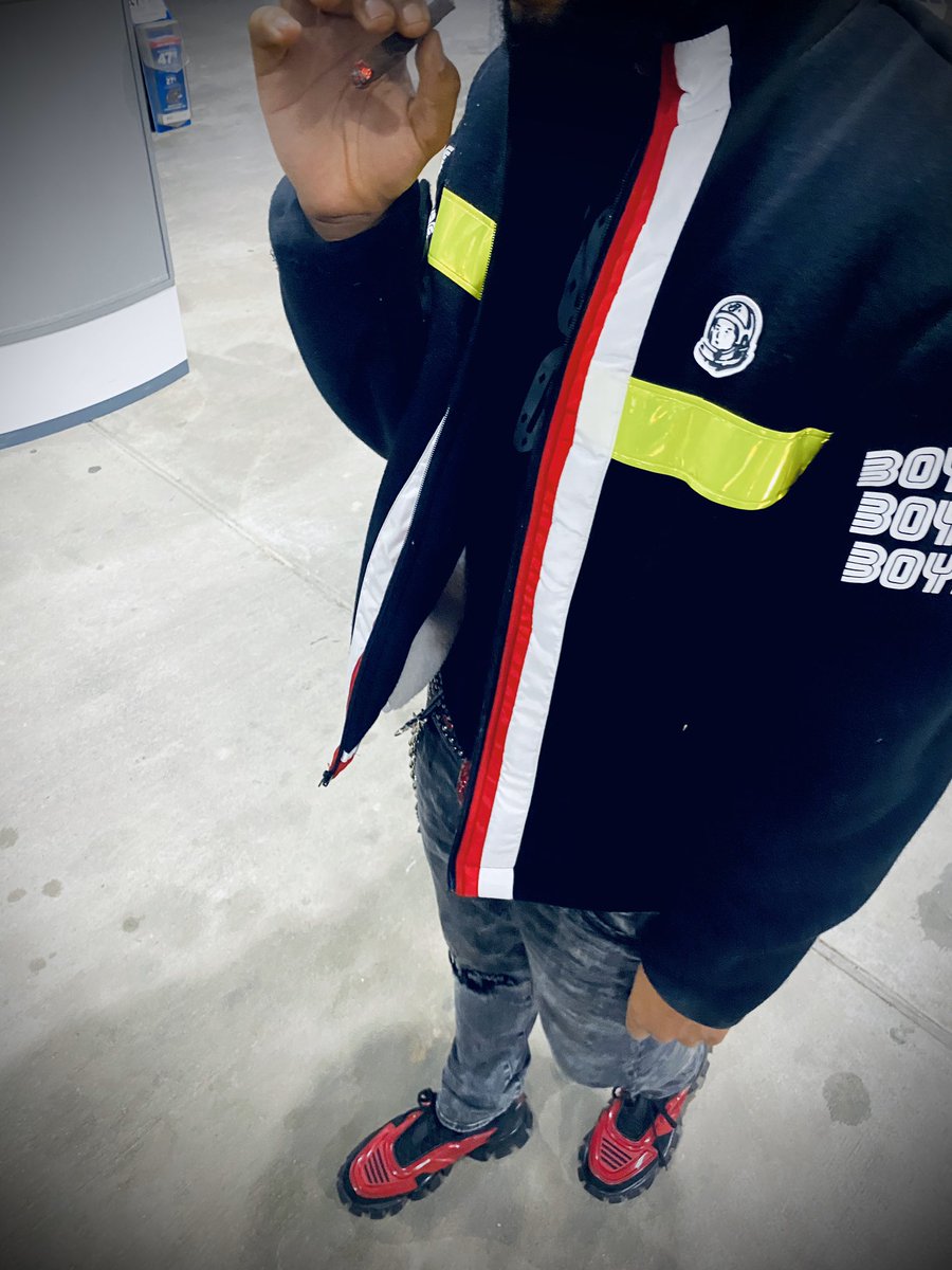 ThatDamnDevv's tweet image. Drip hit hard Mike Tyson 🩸🥊