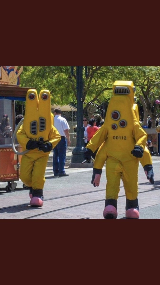 hiimgsu's tweet photo. @morriscthomas Wear the suit on the right my man. You get a pump and everyone is protected. Win win! https://t.co/JM4shyiPoj