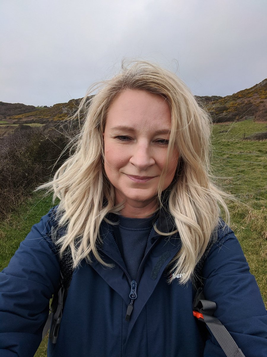 JulesP673's tweet photo. #bigwalk training at Oxwich Point today. 
#goodlifeworkproject #goodwalk #goals #getoutside  #gower #walescoastpath #nothingbeats https://t.co/uGQR5AGHJh