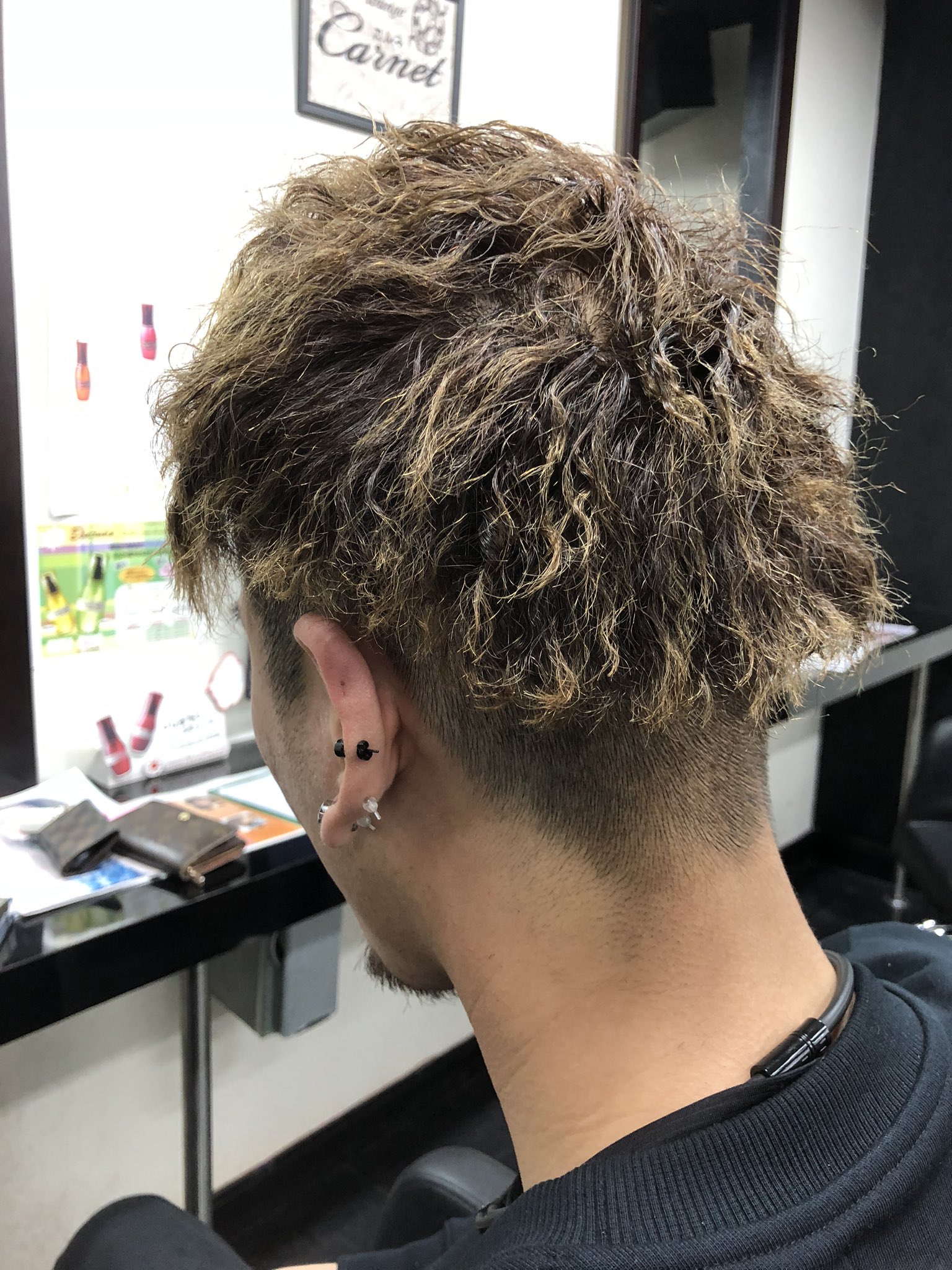 ヘアーラウンジカルネ 熊谷真人 在 Twitter 今風メンズの ツイストスパイラルパーマ T Co Rmclhzyi7p 滝川市美容室 滝川美容室 パーマ 2ブロック カット メンズパーマ メンズショートパーマ メンズヘア ツイストパーマ スパイラルパーマ