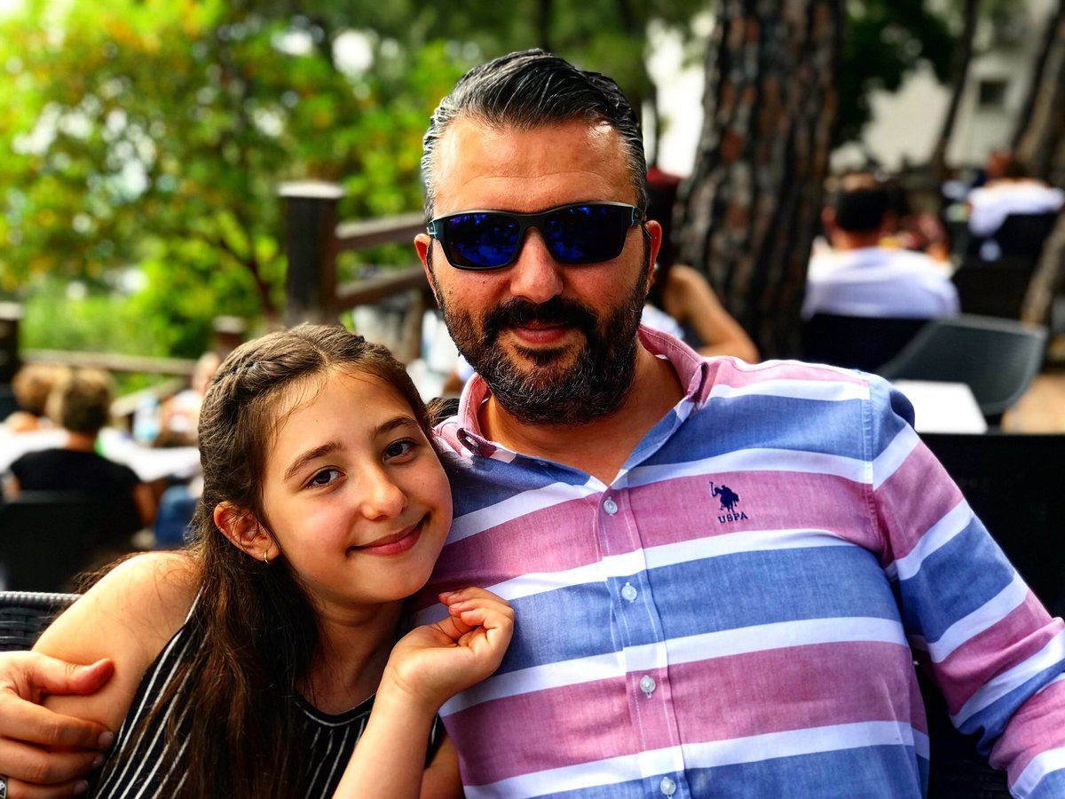 Bir Kızı Olmalı Adamın,Kollarının Arasına Kalbinin Ortasına Koyacağı En Büyük Sevdayı Tatması İçin ❤️
#kızım #dünyadakitekservetim