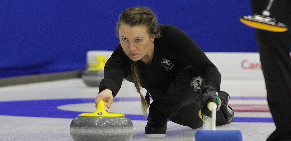CurlingCanada's tweet photo. The final four at the @USPORTSca &amp; @CCAAsportsACSC championships are almost set! See how teams got there in the Day 3 recaps.

U SPORTS: https://t.co/B7MHoOZoHh
CCAA: https://t.co/hUTex5tHoR

#CUCC2020 #CCCC2020 https://t.co/CLhGbQBtKH