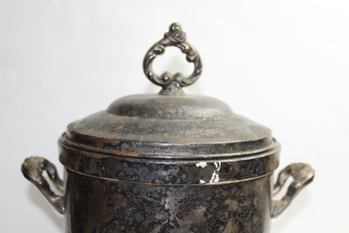 Wisdom_Lane's tweet image. Vintage Late 1800s To Early 1900s WM A ROGERS Silverplate Ice Bucket With Glass Liner tuppu.net/8295a258 #WisdomLane #Etsy #SilverColor