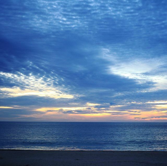 dkeahey's tweet photo. I sit at my #Baja beach camp reading the news, and there's a sense of unreality.  The world is closing down piece by piece with dramatic attempts to halt the deadly #coronavirus spread. One day it's Harvard, then the NBA, then Italy. They declare an emer… https://t.co/ftoWv4G5gf https://t.co/8aZQoPl2uh